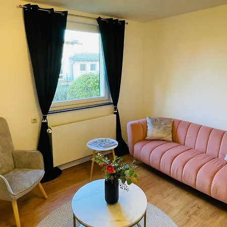 Kreativer Rückzugsort In Der Burgenstadt Schlitz