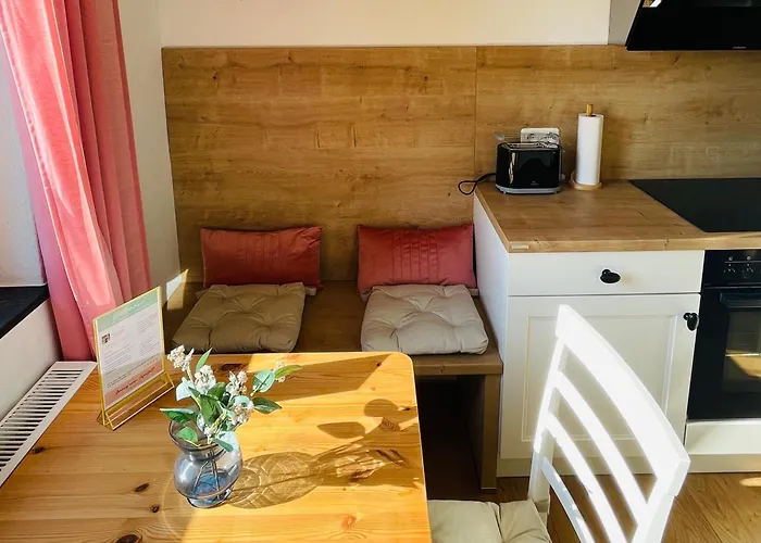 Kreativer Rueckzugsort In Der Burgenstadt Apartman *